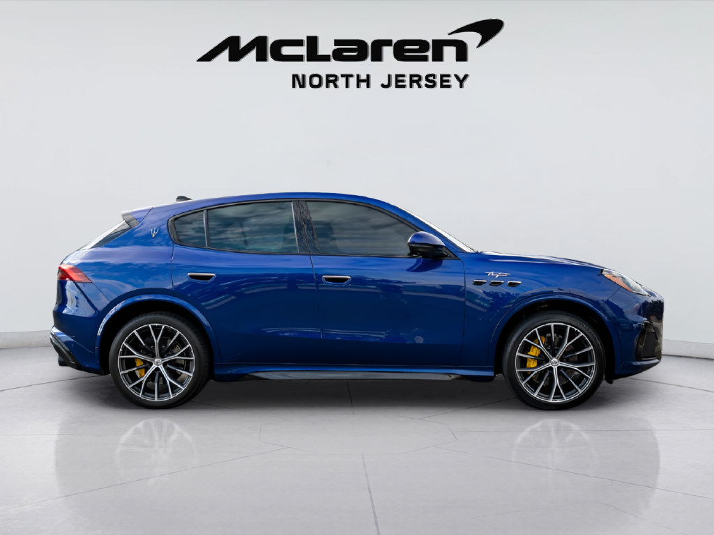 Used 2023 Maserati Grecale Trofeo AWD/4WD image 6