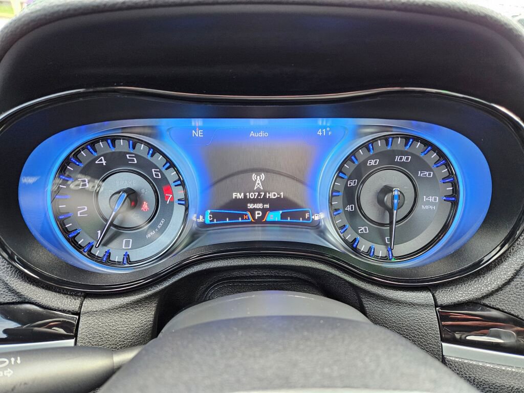 Used 2019 Chrysler 300 S w/ 300S Premium Group image 23