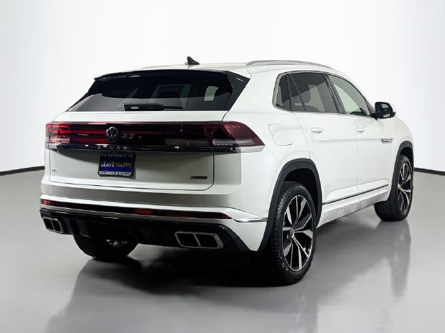 New 2026 Volkswagen Atlas Cross Sport SEL Premium R-Line AWD/4WD image 7