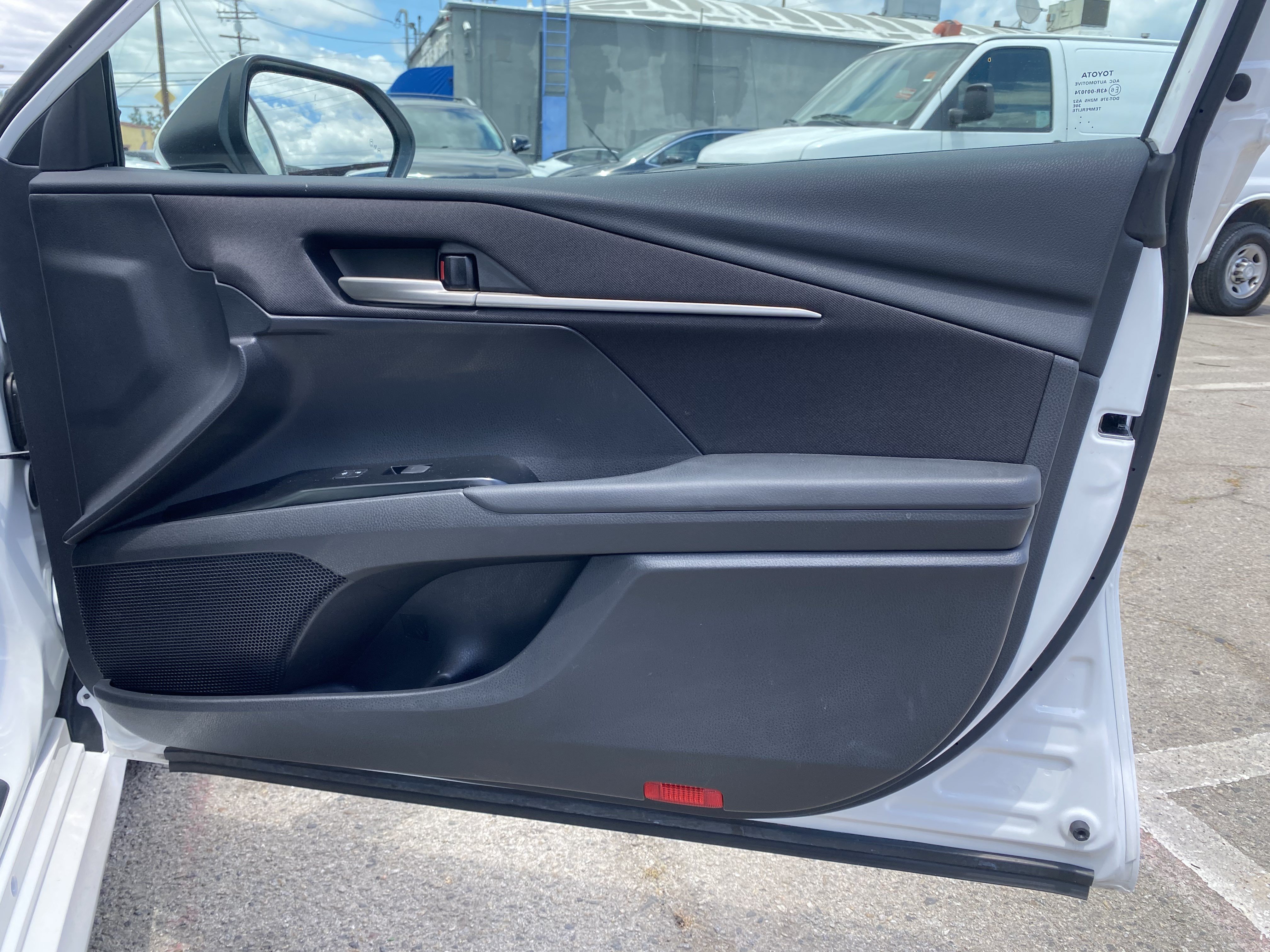 Used 2025 Toyota Camry LE FWD image 26