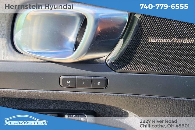 Used 2024 Volvo XC40 B5 Plus w/ Climate Package AWD/4WD image 14