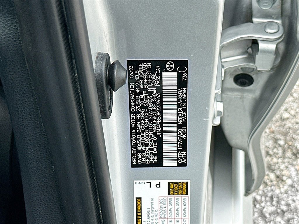 Used 2023 Toyota Corolla SE w/ SE Premium Package image 28