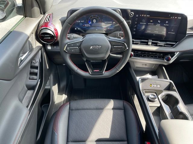 New 2026 Chevrolet Equinox RS w/ Convenience Package III FWD image 6