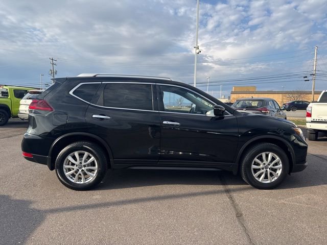 Certified 2020 Nissan Rogue SV image 4