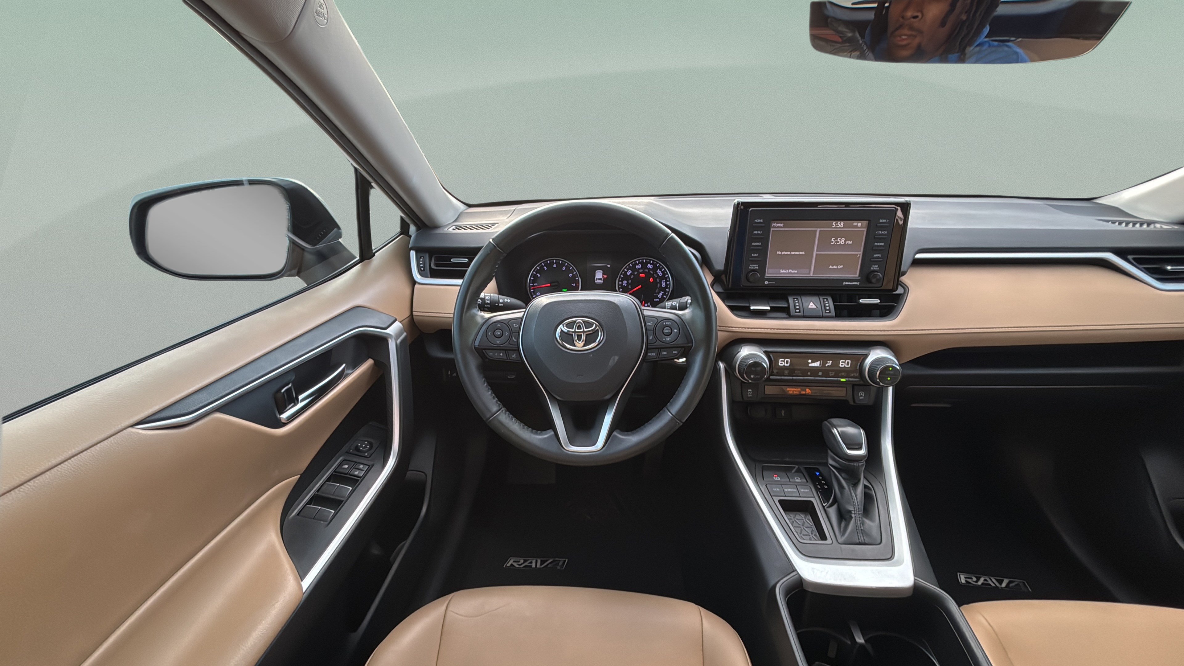 Used 2022 Toyota RAV4 XLE Premium FWD image 25
