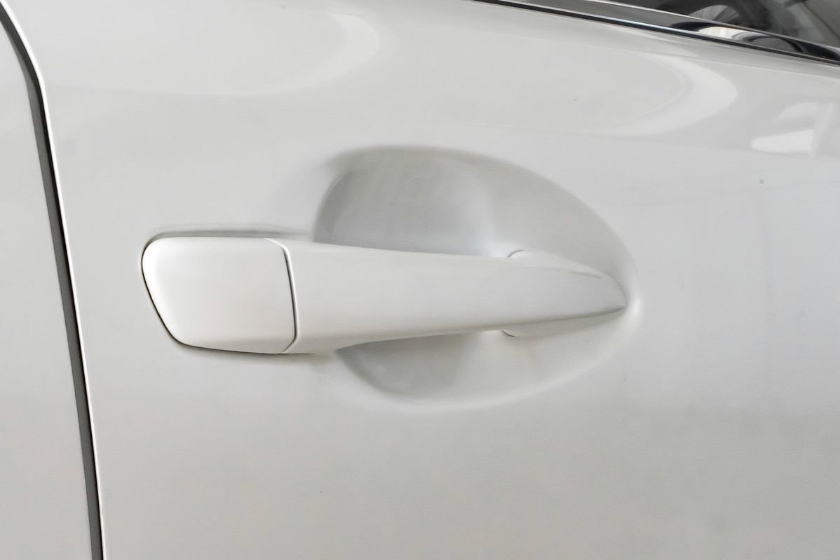 Used 2016 Lexus IS 200t RWD image 41