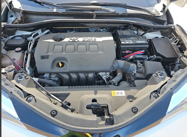 Used 2021 Toyota C-HR LE FWD image 9