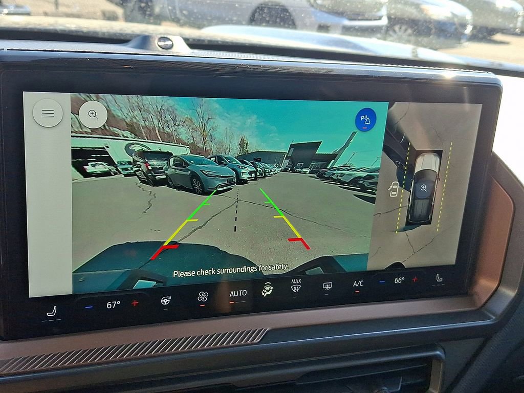 Certified 2025 Ford Bronco Sport Outer Banks w/ Outer Banks Tech Package+ AWD/4WD image 19