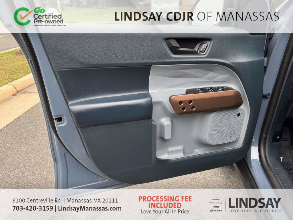 Used 2024 Ford Maverick Lariat AWD/4WD image 16