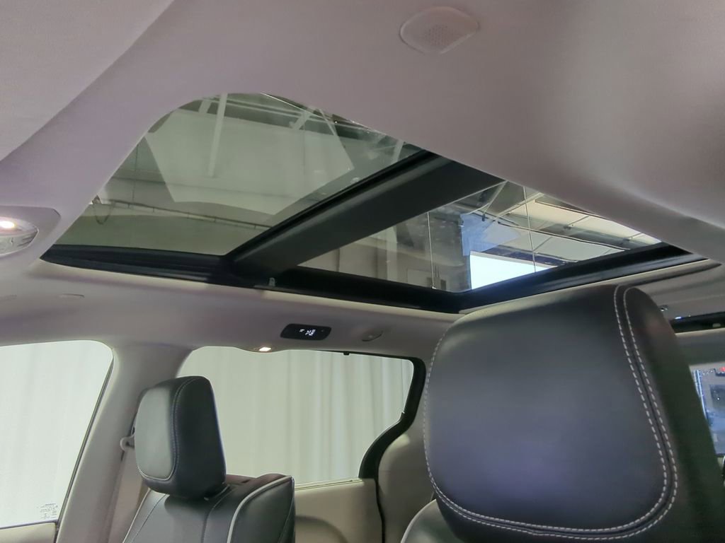 Used 2021 Chrysler Pacifica Limited w/ Uconnect Theater Family Group AWD/4WD image 23