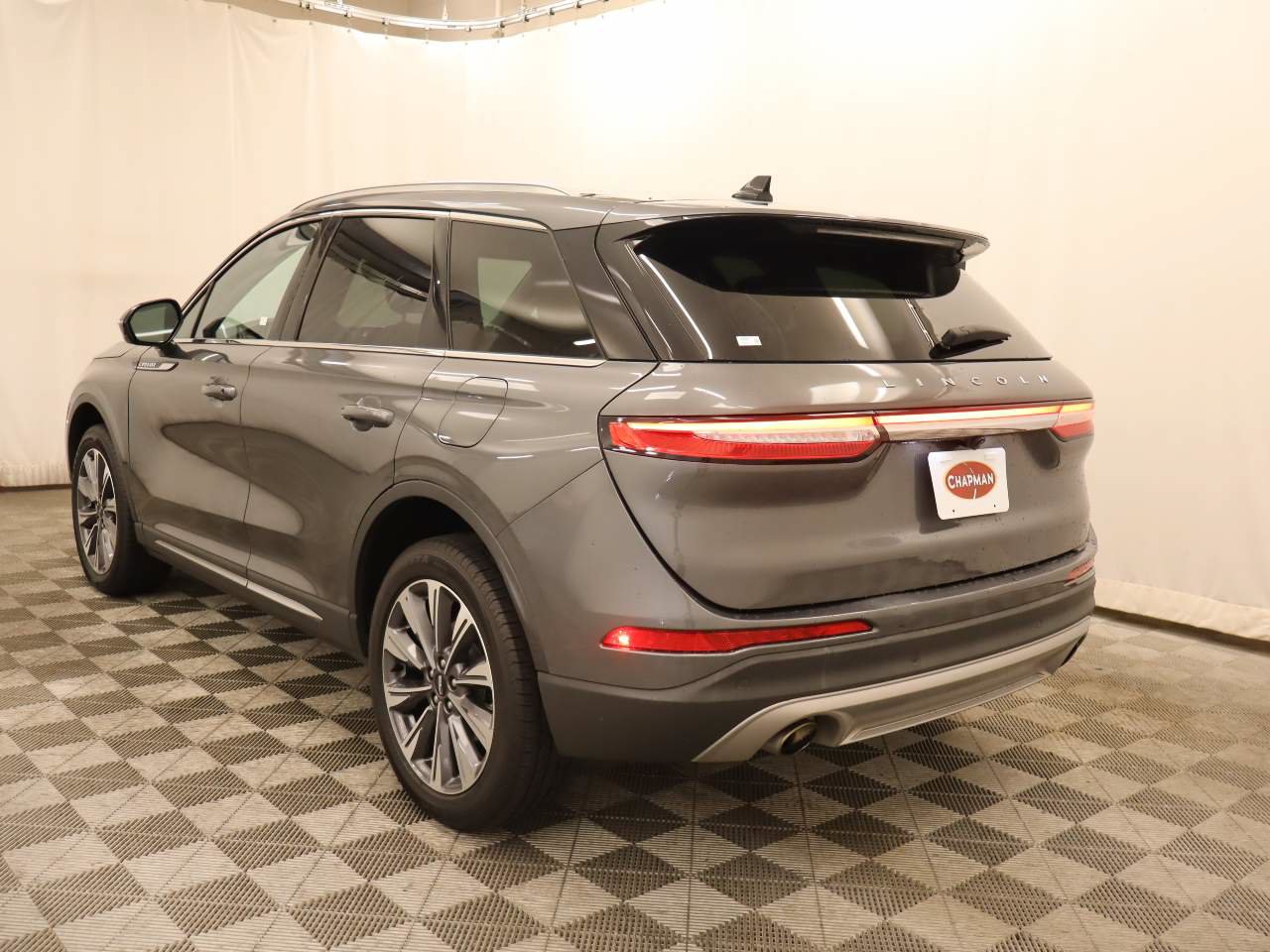 Used 2022 Lincoln Corsair Reserve FWD image 3
