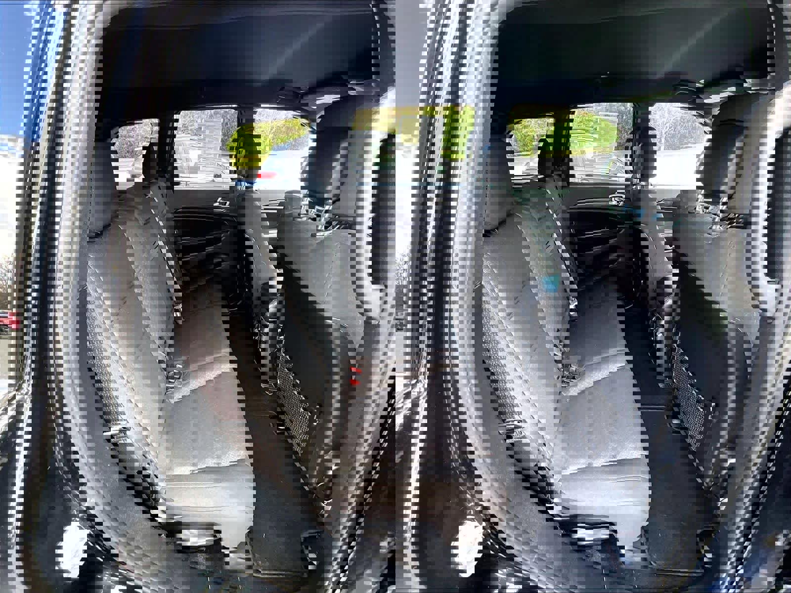 Used 2020 Jeep Grand Cherokee Laredo image 16