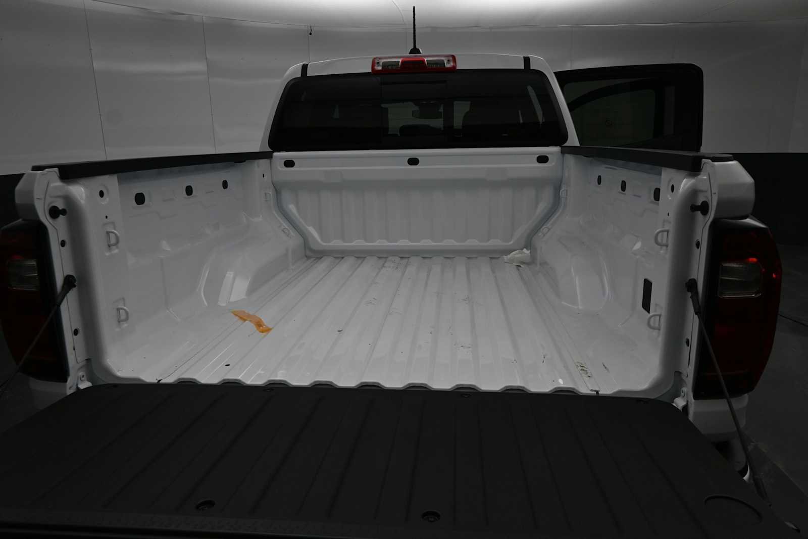 New 2026 GMC Canyon Elevation AWD/4WD image 13