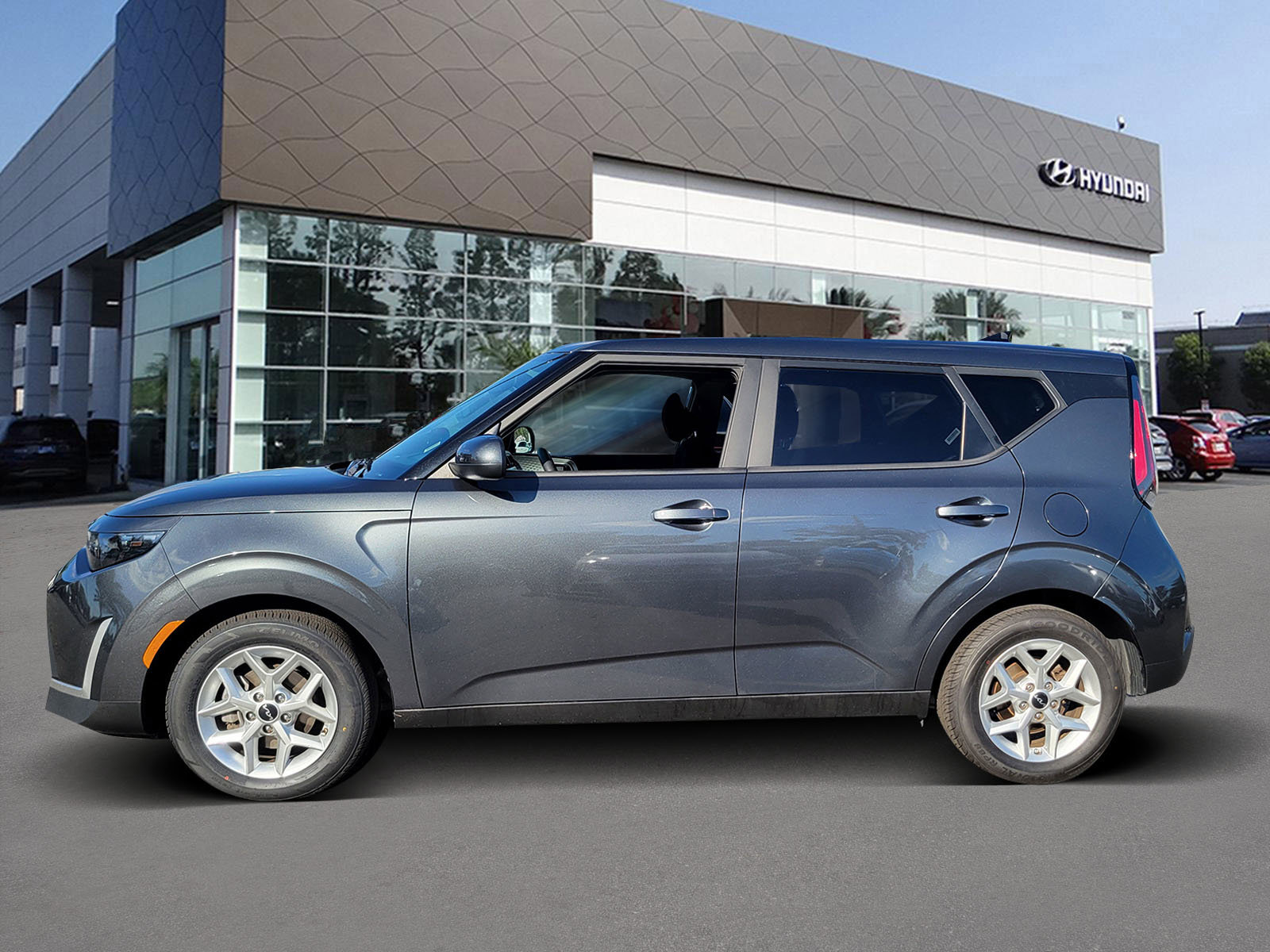 Used 2024 Kia Soul LX w/ Option Group 015 image 3