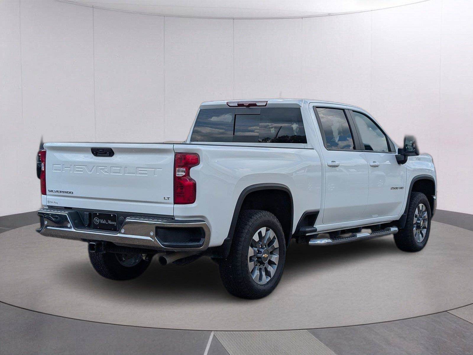 Used 2026 Chevrolet Silverado 2500 LT w/ All Star Edition AWD/4WD image 7