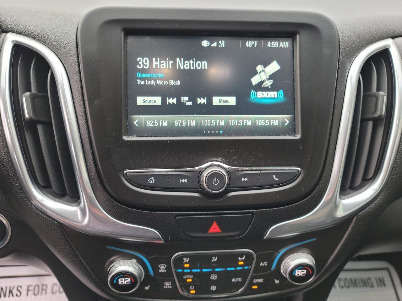 Used 2018 Chevrolet Equinox LT image 18