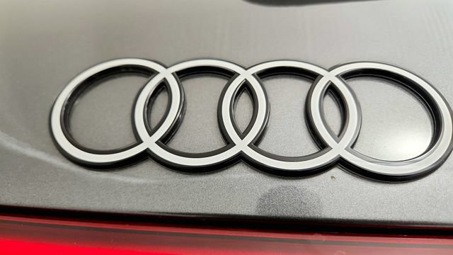 Used 2024 Audi Q8 e-tron Prestige AWD/4WD image 36