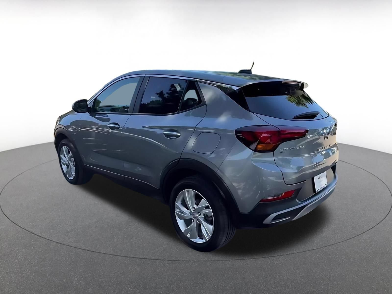 Used 2025 Buick Encore GX Preferred AWD/4WD image 9