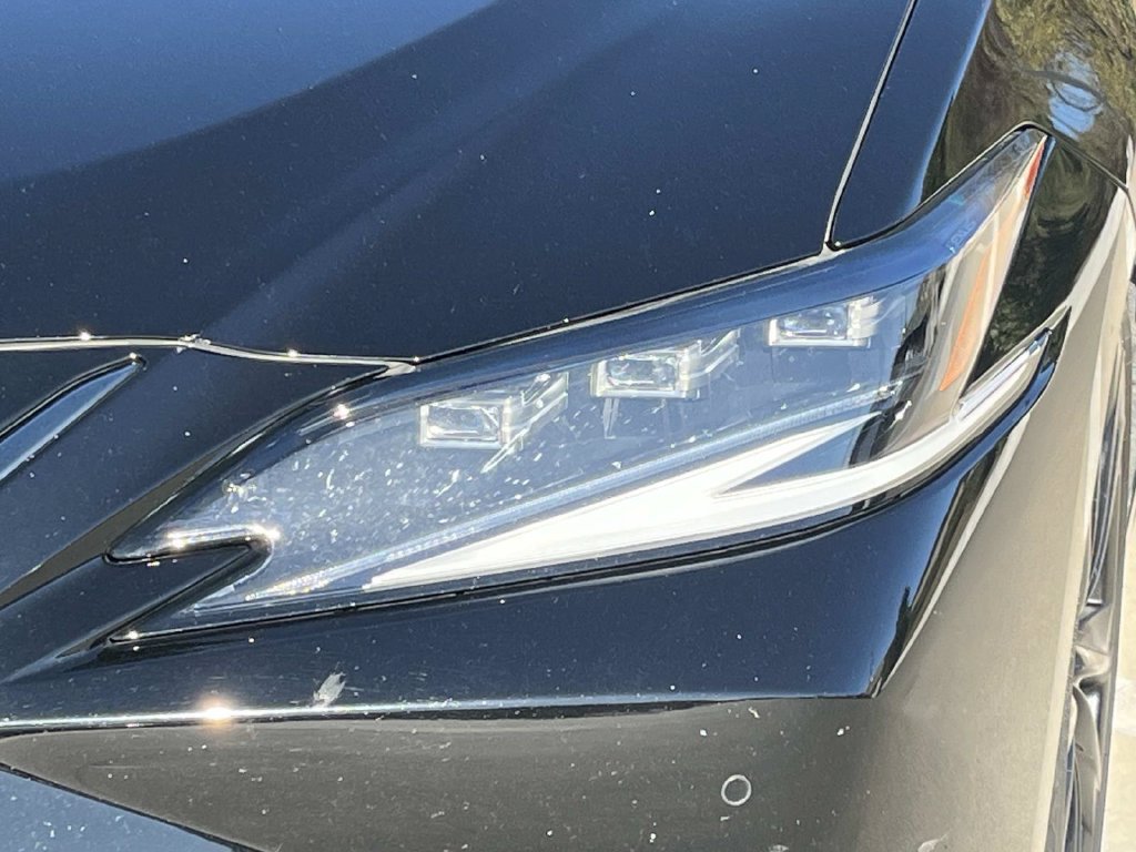 Used 2022 Lexus ES 350 F Sport FWD image 9