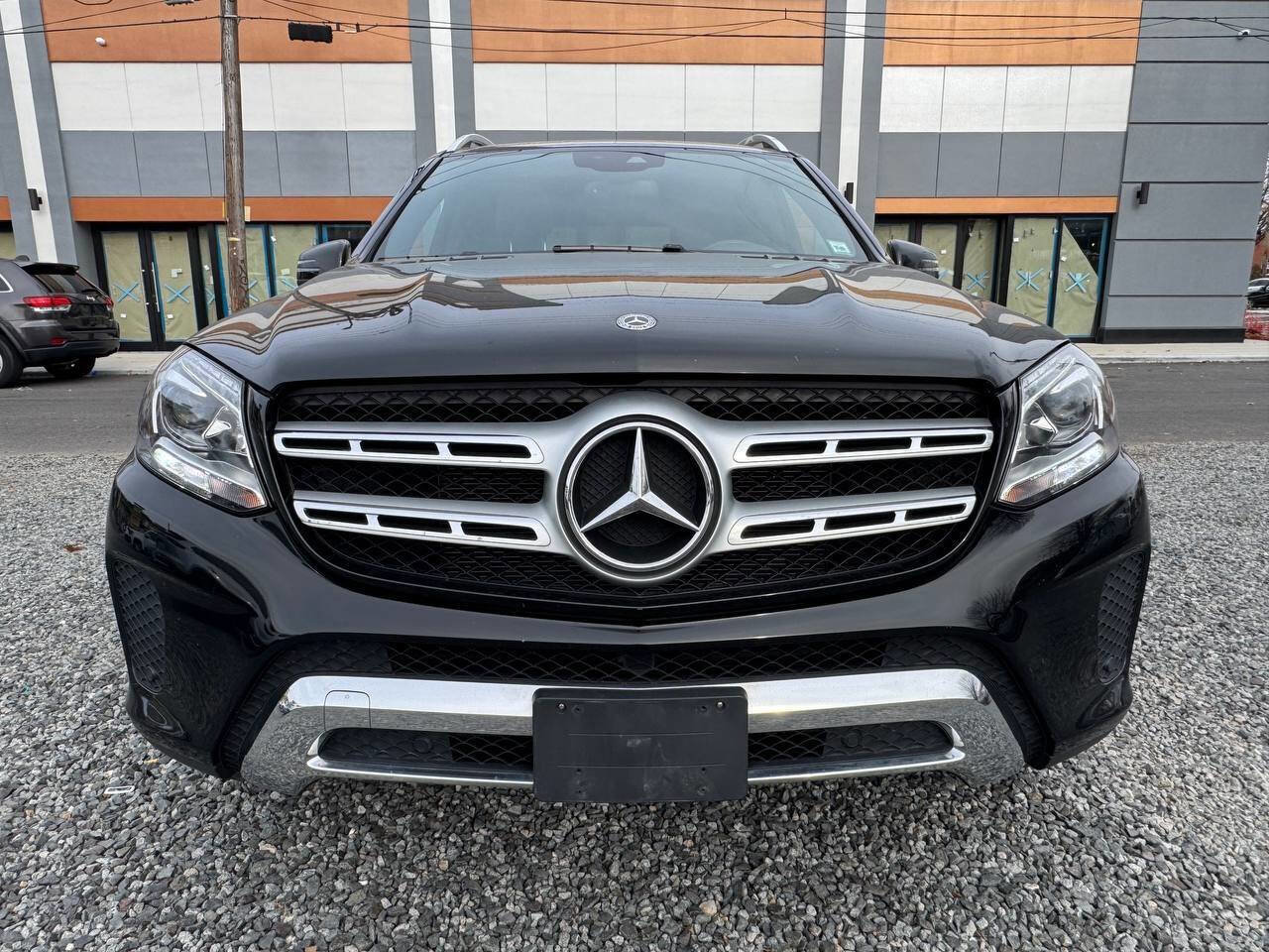 Used 2018 Mercedes-Benz GLS 450 4MATIC image 2