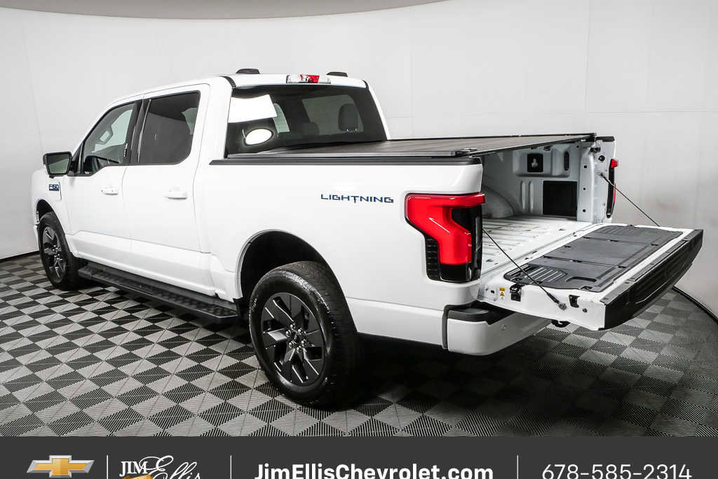 Used 2024 Ford F150 Lightning Flash AWD/4WD image 32