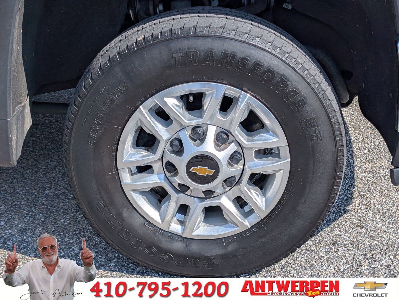 Used 2024 Chevrolet Silverado 2500 LT image 10
