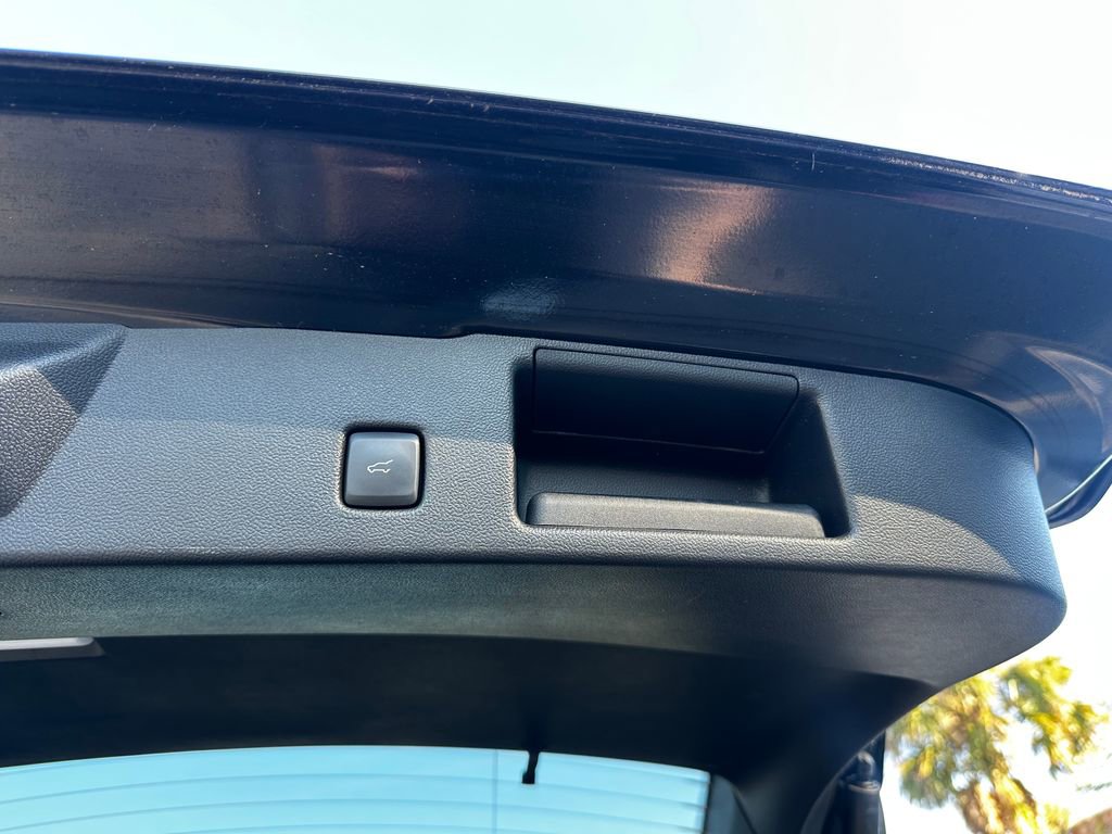 Used 2021 Ford Escape SEL w/ Technology Package image 42