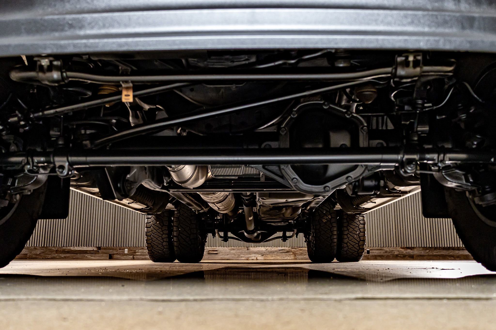 Used 2023 Ford F450 Lariat w/ Camper Package image 11