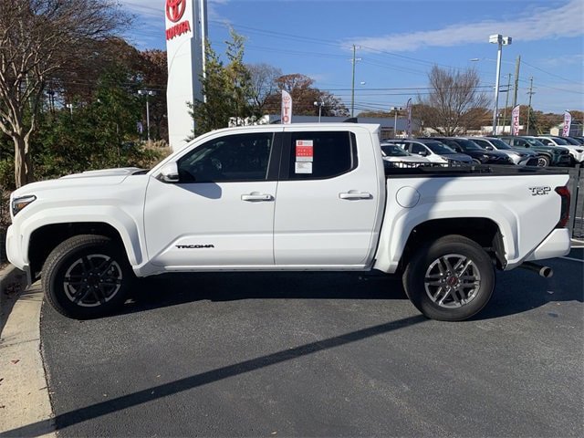 New 2025 Toyota Tacoma TRD Sport RWD image 4