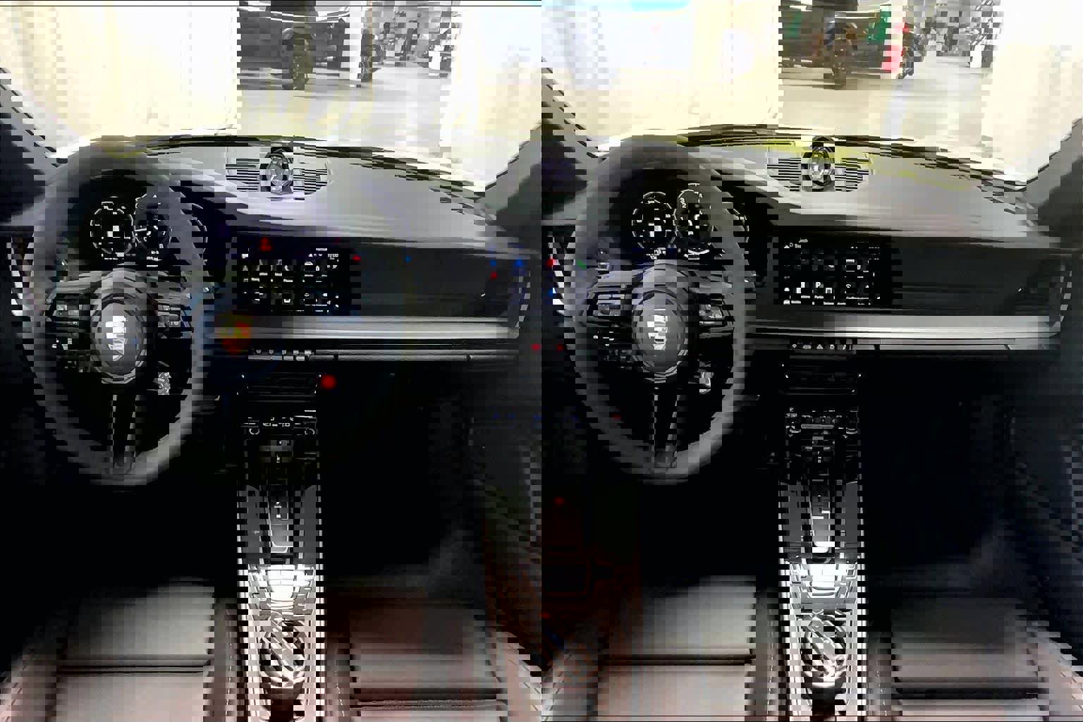 Used 2025 Porsche 911 Carrera image 15