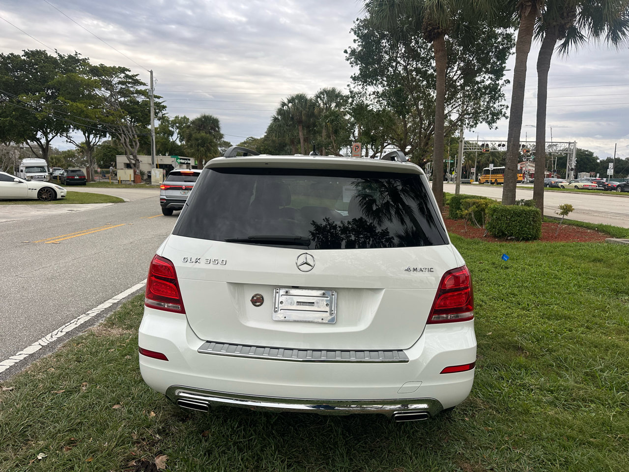 Used 2015 Mercedes-Benz GLK 350 4MATIC image 6