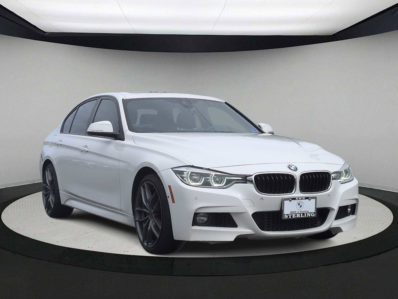 Used 2017 BMW 340i xDrive Sedan AWD/4WD image 2