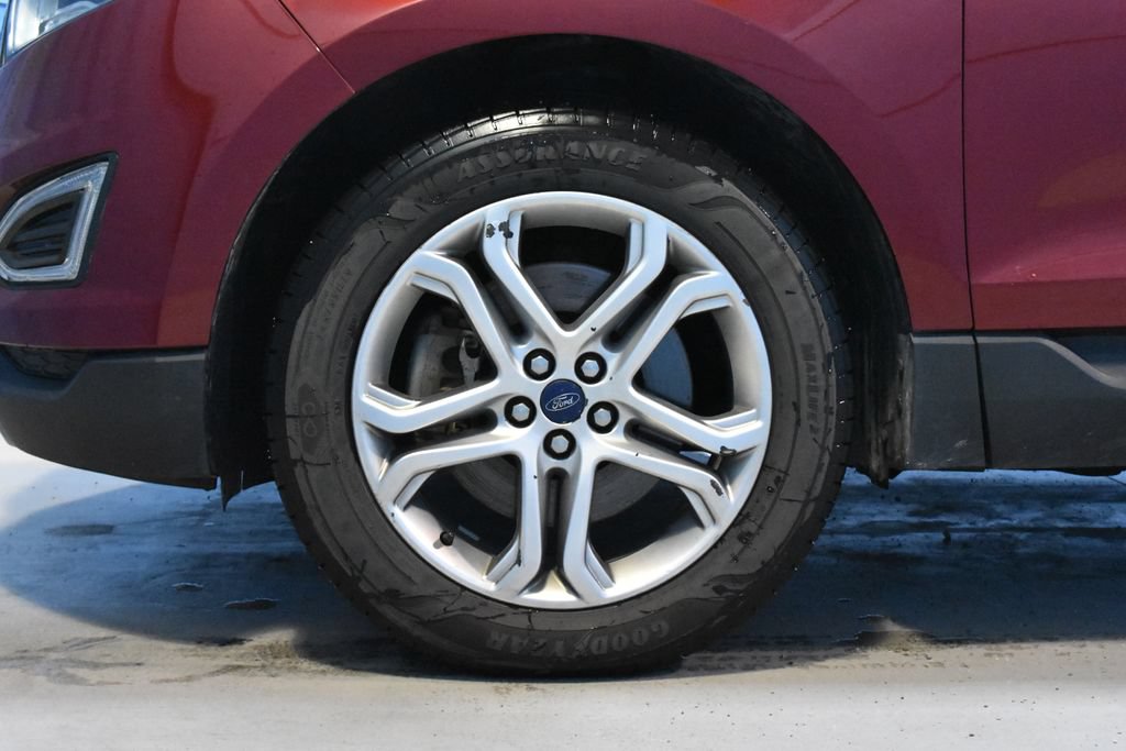 Used 2015 Ford Edge Titanium w/ Equipment Group 301A AWD/4WD image 26