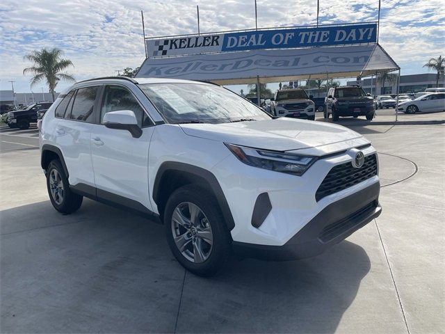 Used 2023 Toyota RAV4 XLE image 2