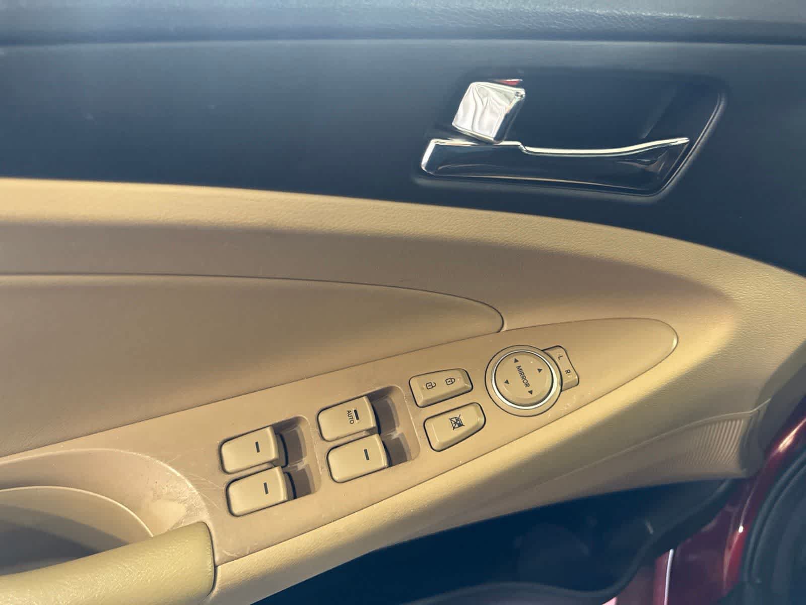 Used 2014 Hyundai Sonata GLS w/ Popular Equipment Group 2 FWD image 18