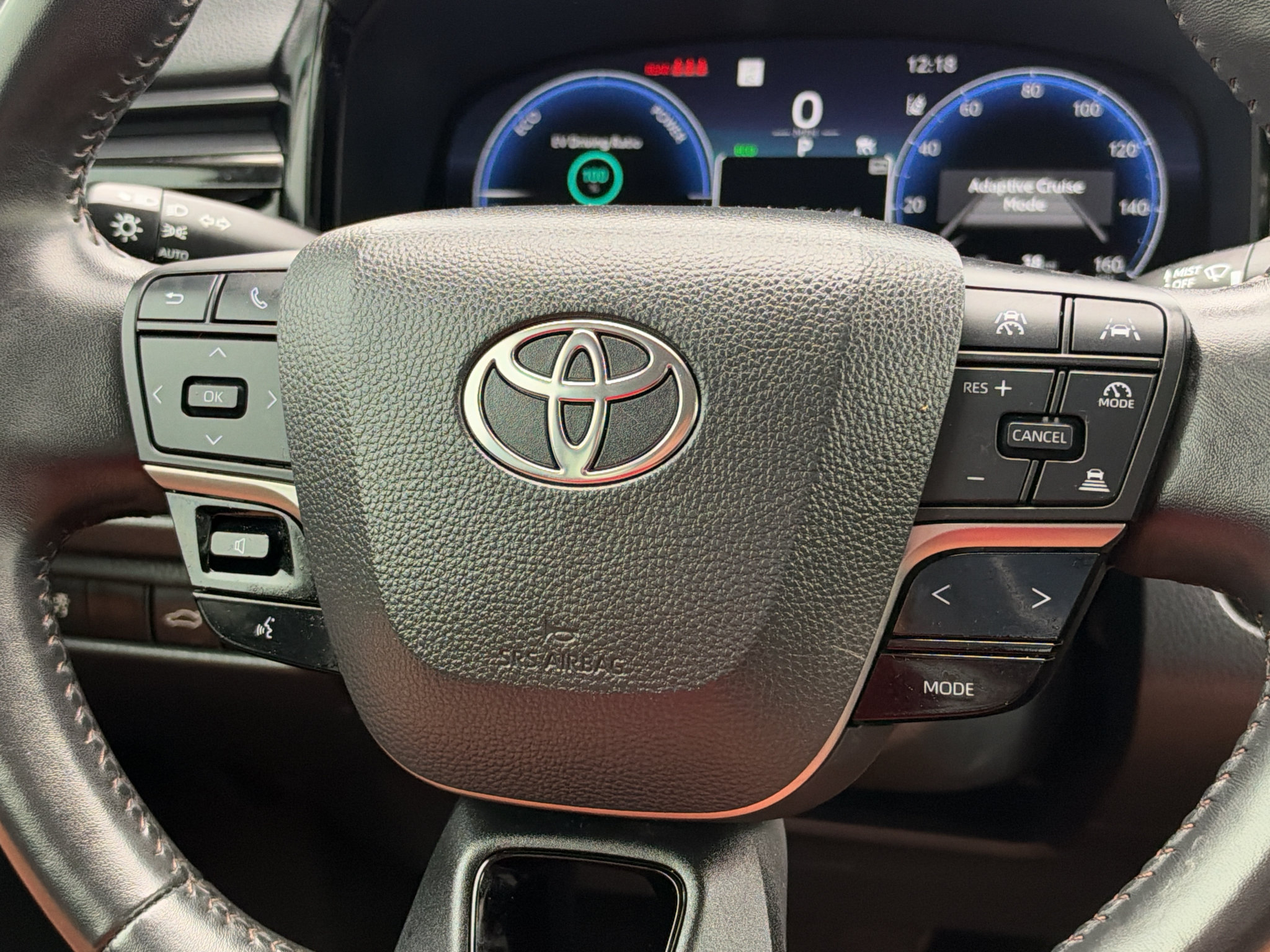 Used 2025 Toyota Camry XLE FWD image 27