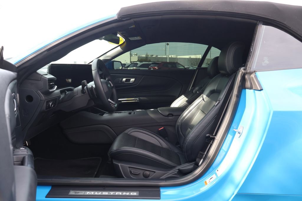Used 2024 Ford Mustang GT Premium image 17