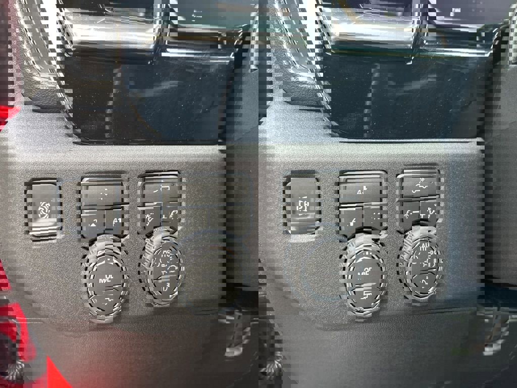 New 2026 Chevrolet Silverado 3500 LT w/ Convenience Package image 8