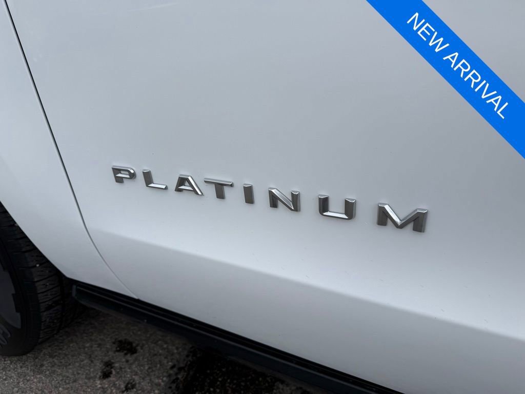 Used 2025 Ford Expedition Max Platinum AWD/4WD image 6