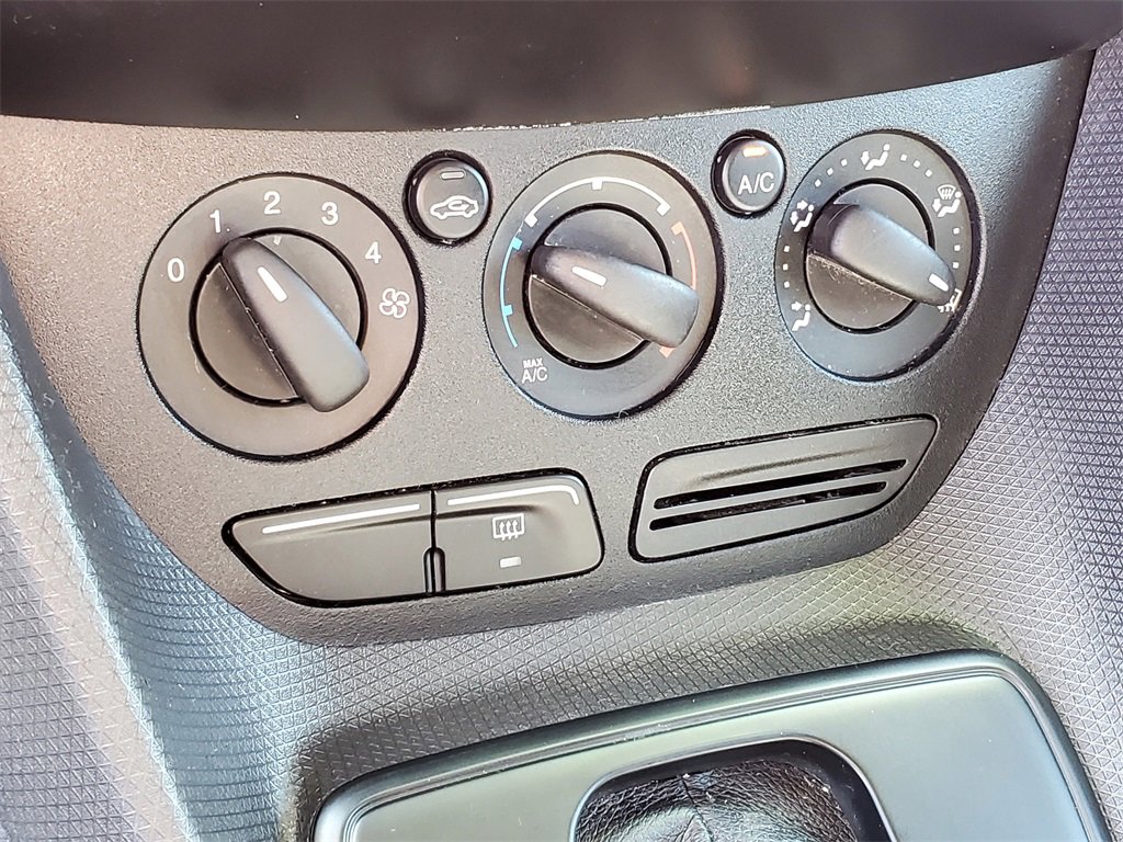 Used 2018 Ford Transit Connect XL image 13