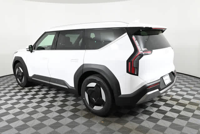 New 2026 Kia EV9 Wind image 7