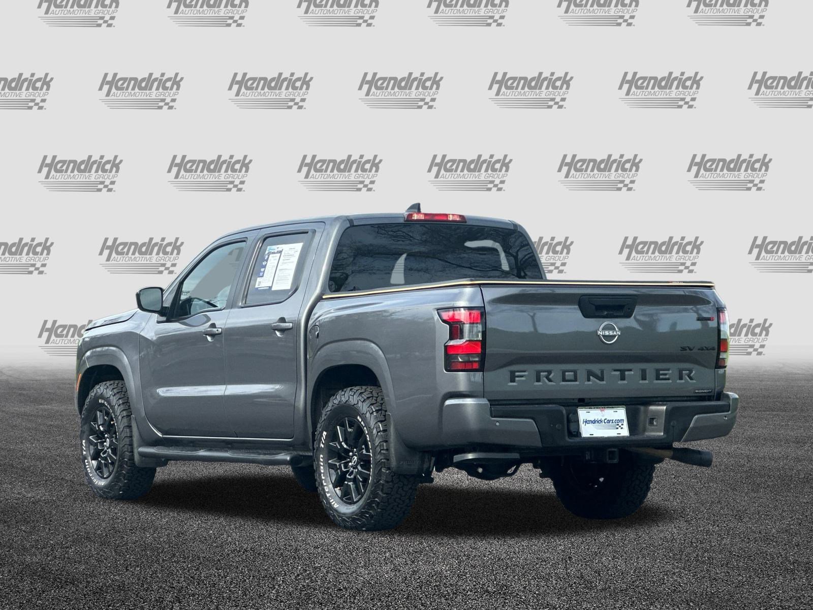 Used 2023 Nissan Frontier SV w/ Midnight Edition Package image 7