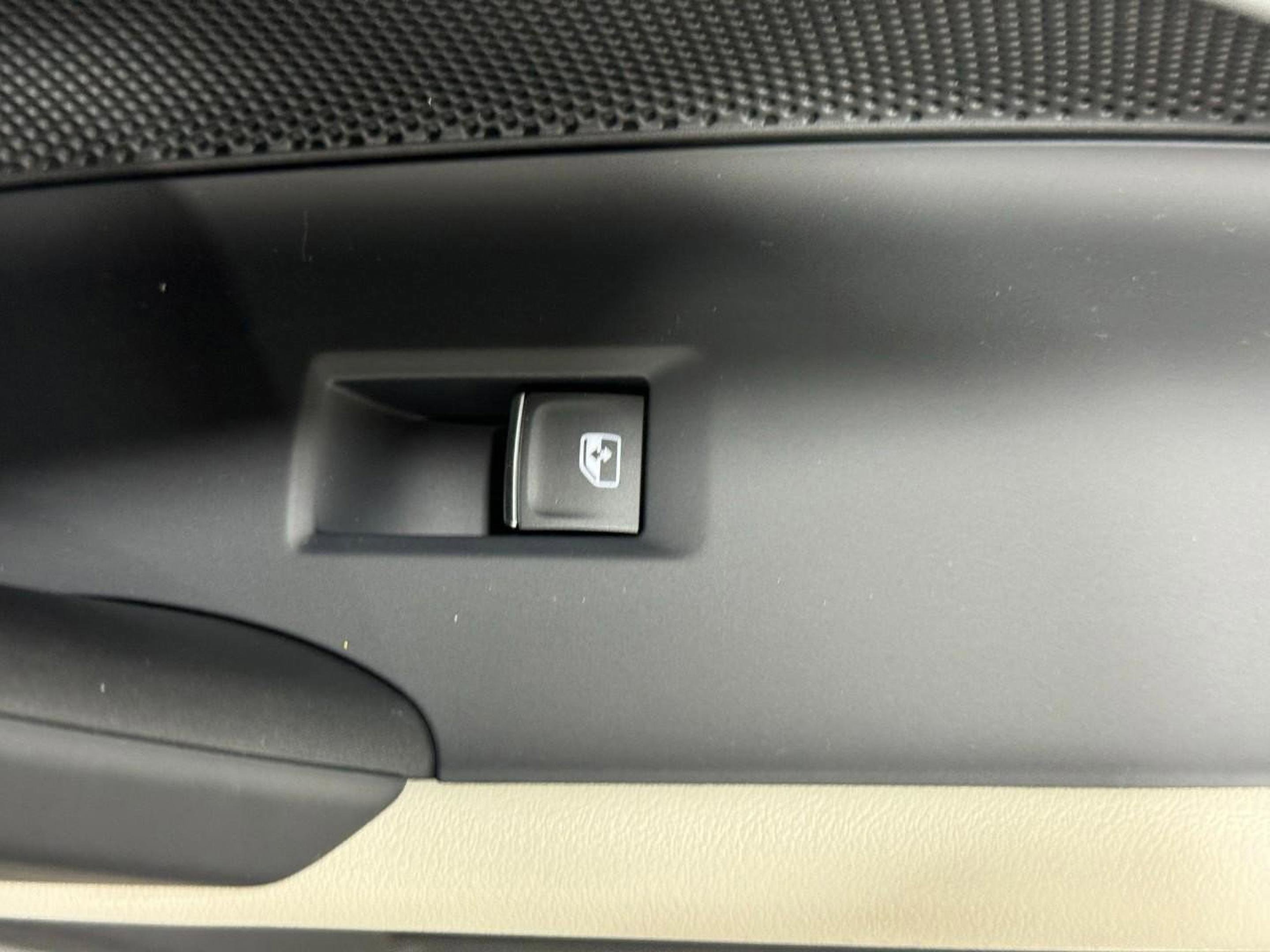 New 2025 Audi Q5 Premium Plus image 22