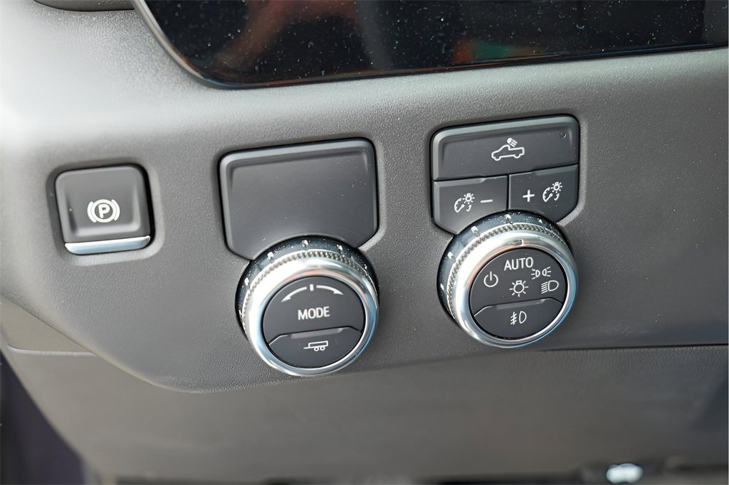 New 2025 GMC Sierra 1500 Elevation image 18