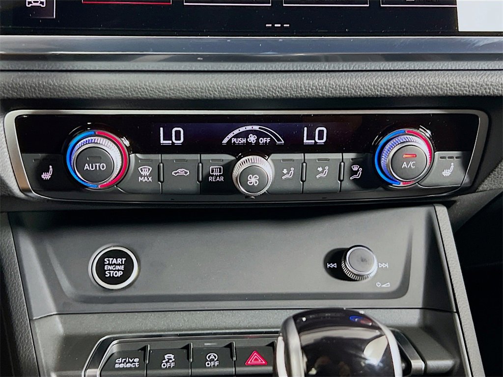 New 2025 Audi Q3 2.0T Premium Plus image 16