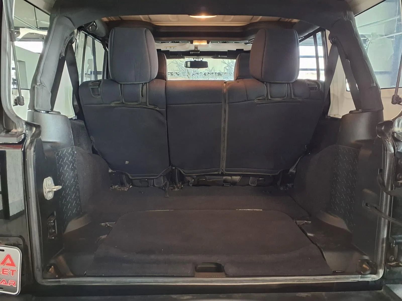 Used 2015 Jeep Wrangler Unlimited Sport w/ Connectivity Group image 5