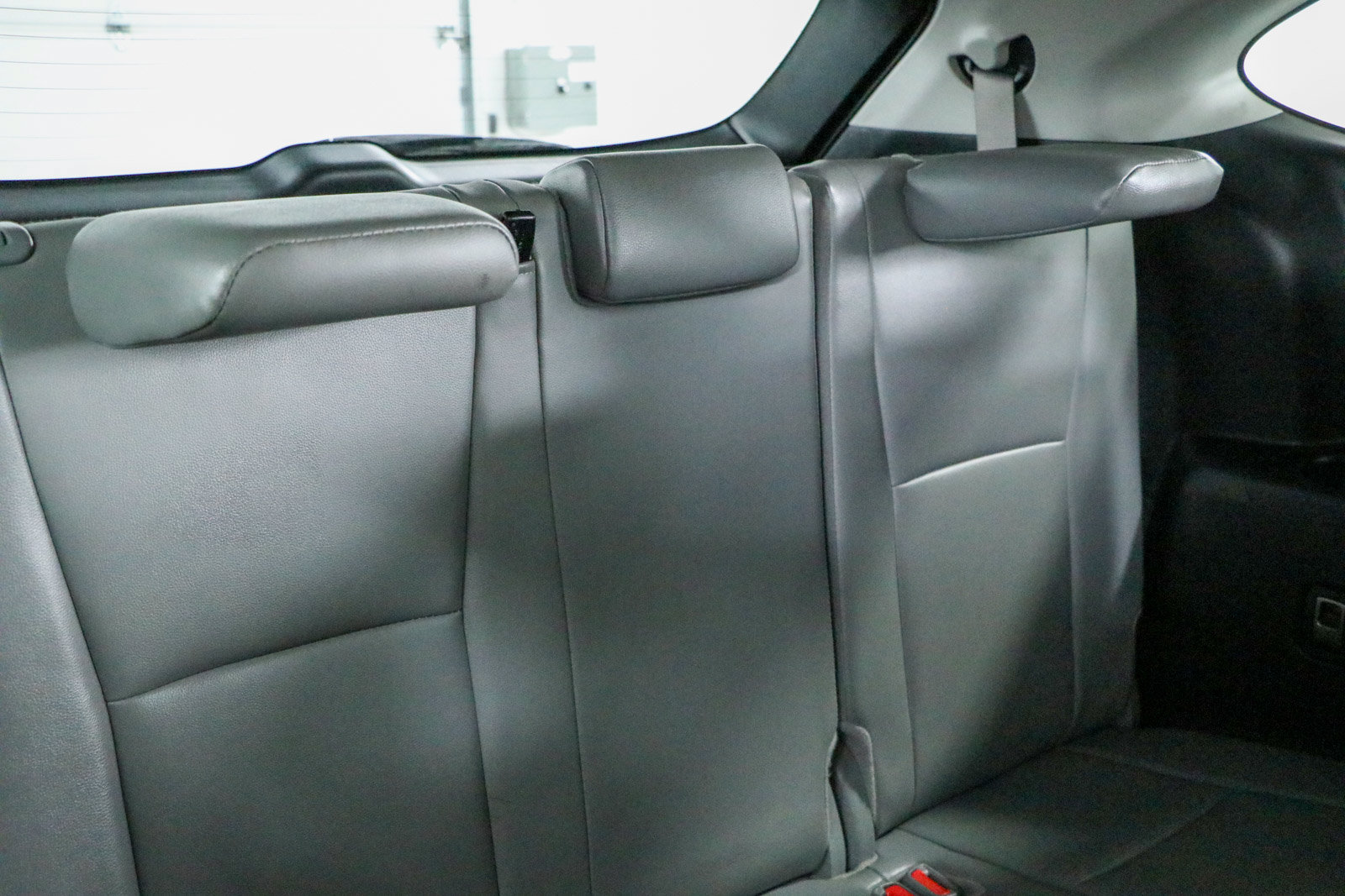 Used 2024 Toyota Highlander XLE FWD image 30