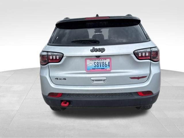 Used 2024 Jeep Compass Trailhawk AWD/4WD image 5