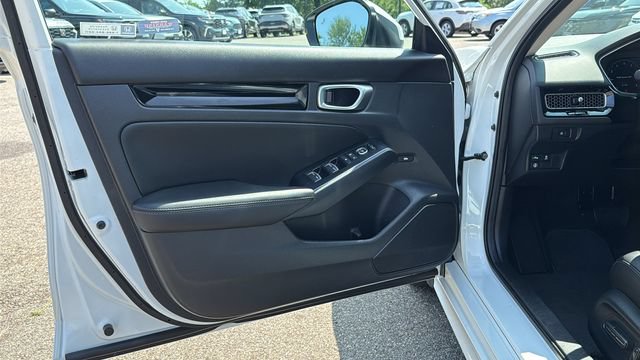 Used 2024 Honda Civic Touring image 9
