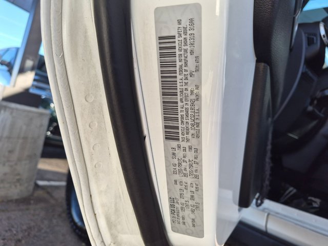 Used 2018 Jeep Wrangler Rubicon w/ Power Convenience Group AWD/4WD image 16